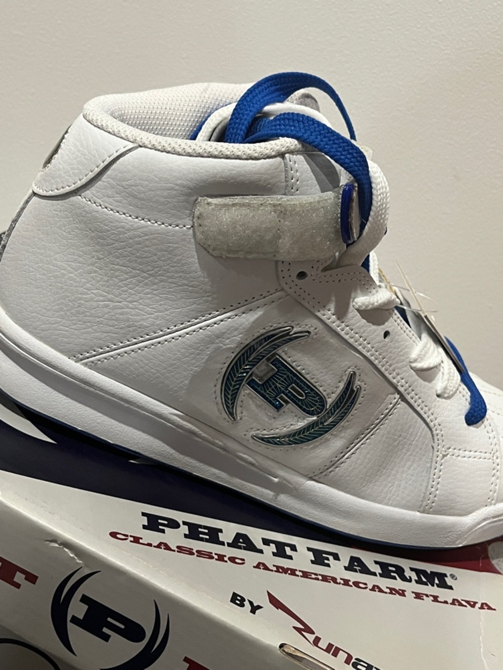 NWT Phat Farm “Phat Classic Beamer Mid” - Picture 2 of 5